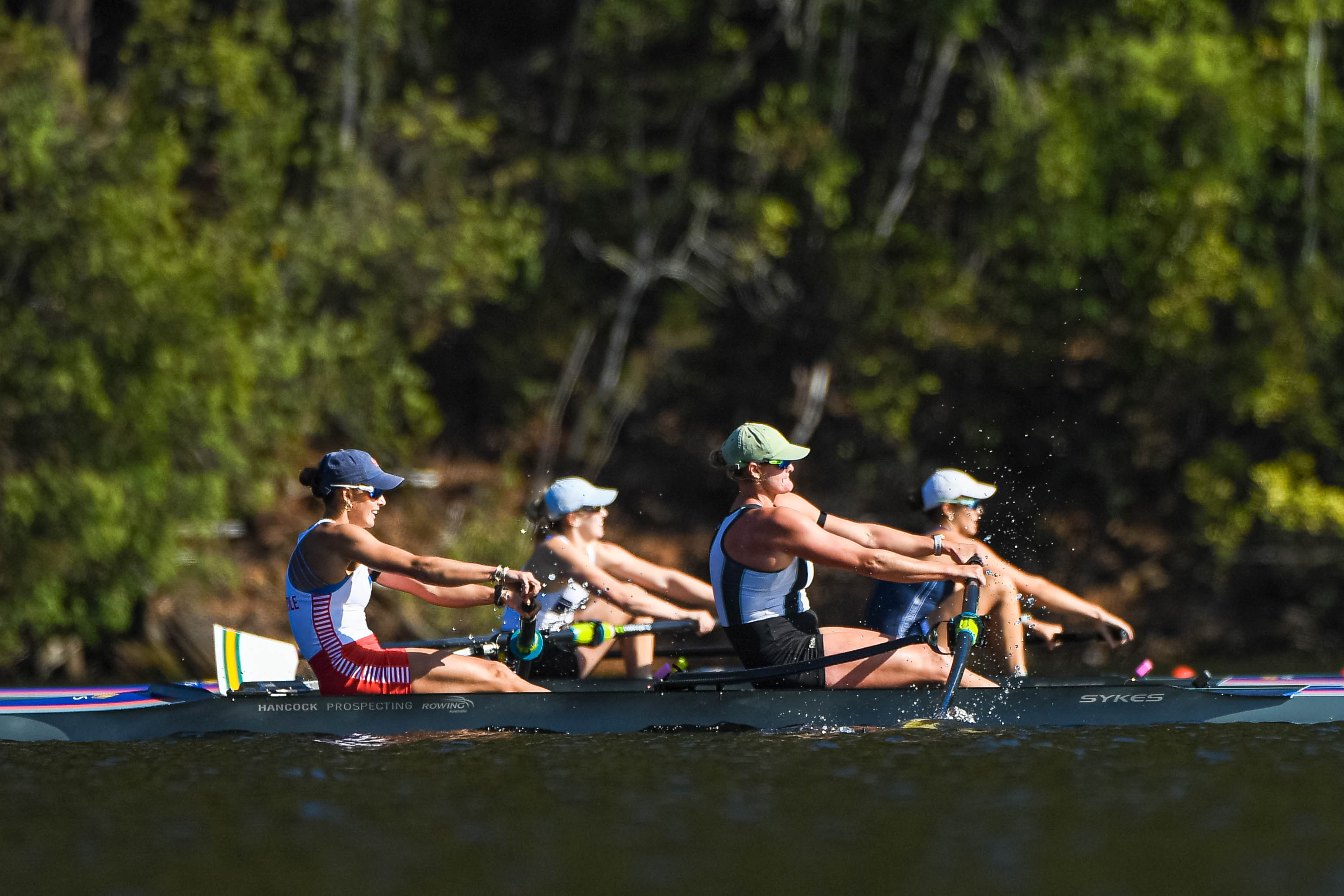 Sykes Rowing Logo